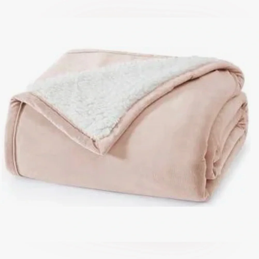 UGG Bliss Cozy Faux Fur Throw Blanket Quartz Pink NWT